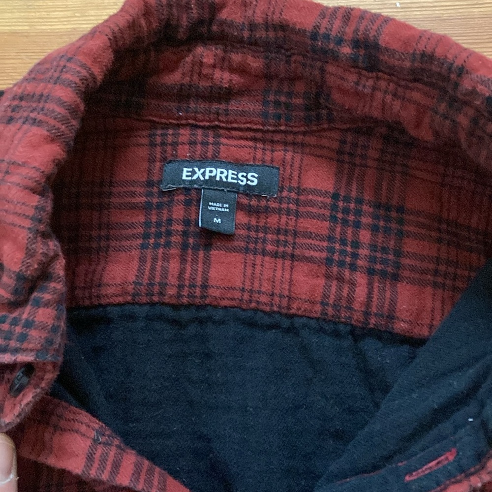 Express Flannel - Picture 2 of 5